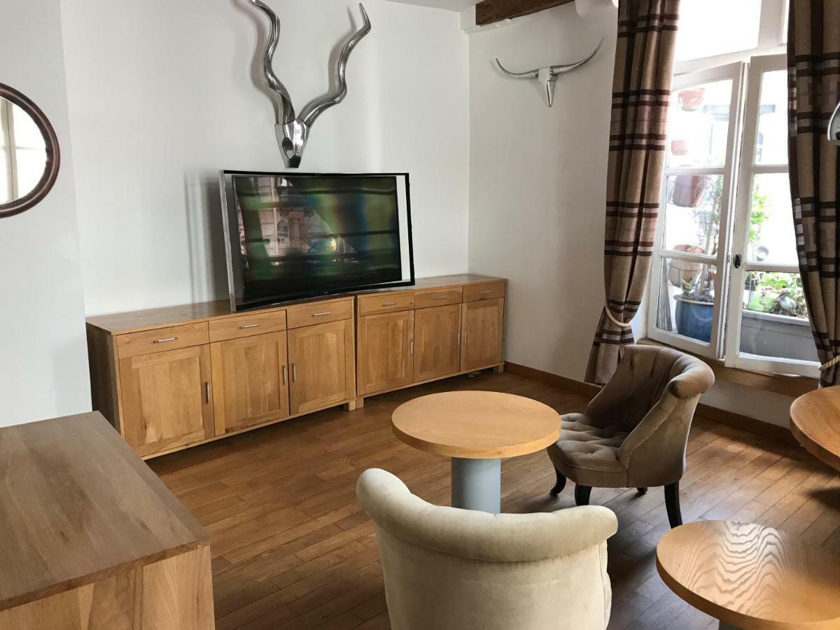 Quartier Montorgueil, Voie Pietonne, Dans Un Immeuble Du Xveme Apartment Paris Luaran gambar